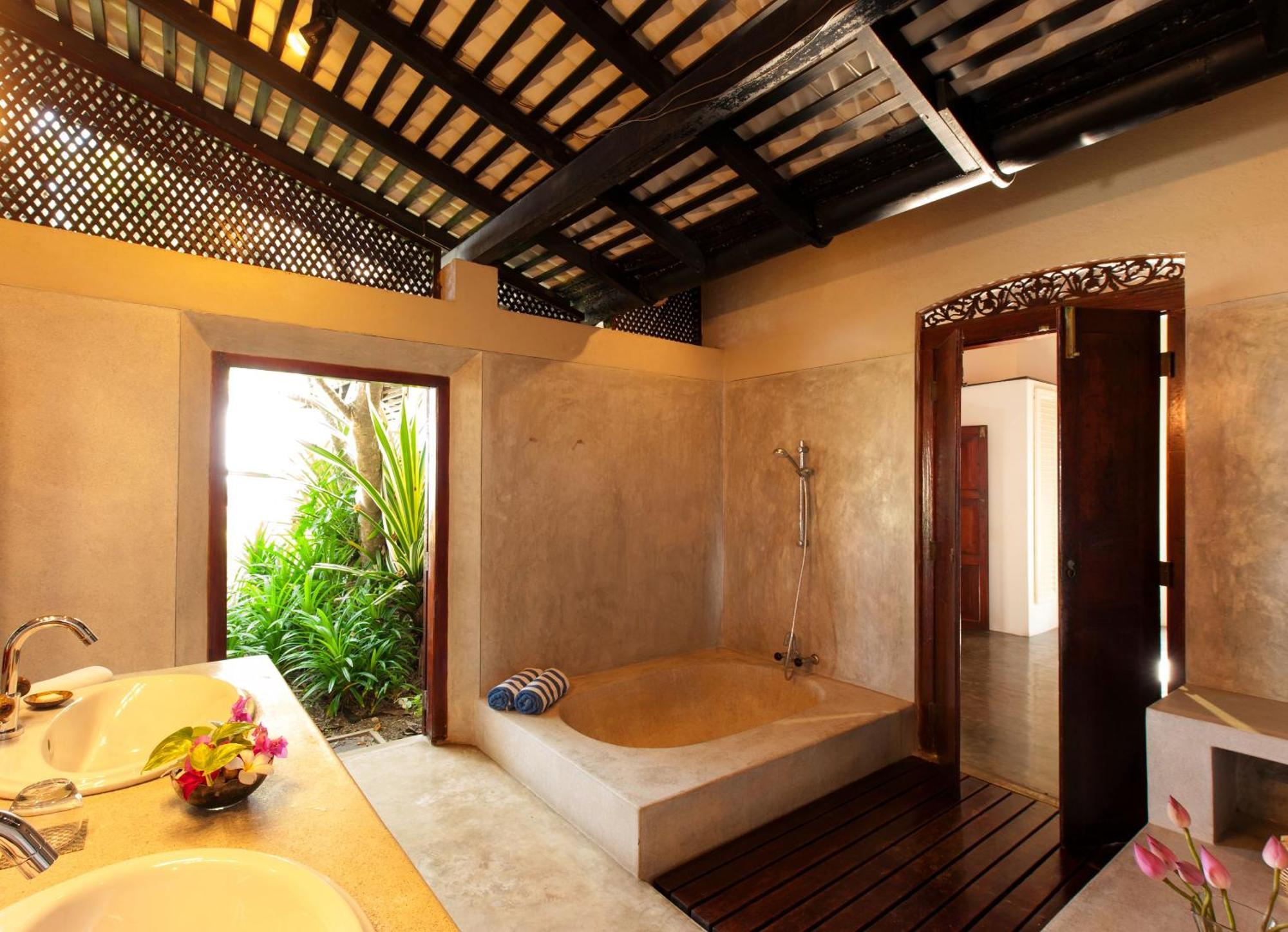 Apa Villa Thalpe Talpe Exterior photo