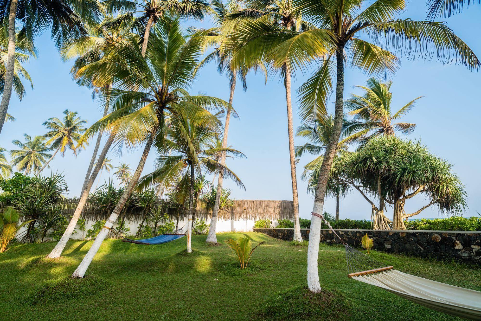 Apa Villa Thalpe Talpe Exterior photo